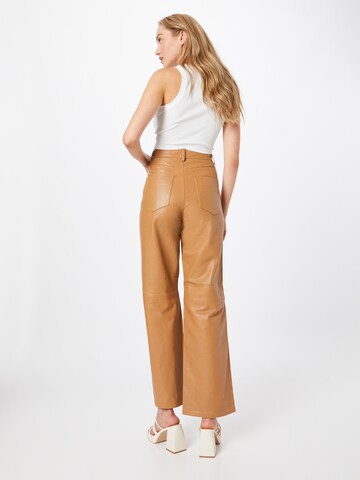 Aligne Loose fit Pants in Brown