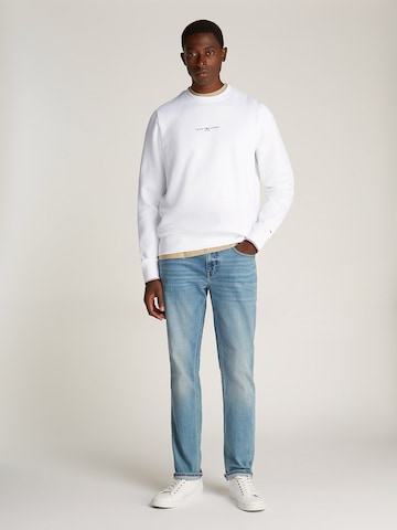 TOMMY HILFIGER Sweatshirt in White