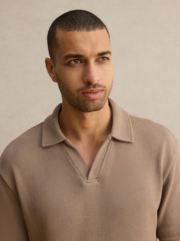 DAN FOX APPAREL Majica 'Joscha' | rjava barva