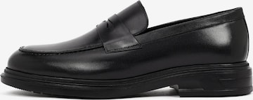 Derimod Loafer värissä musta: etupuoli
