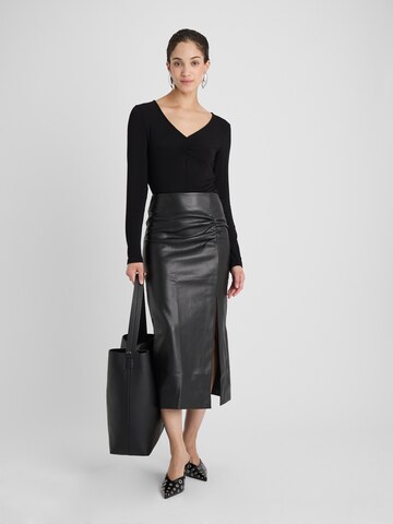 Guido Maria Kretschmer Women - Camiseta 'Sarah' en negro