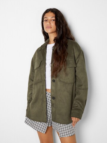 Veste mi-saison Bershka en vert : devant