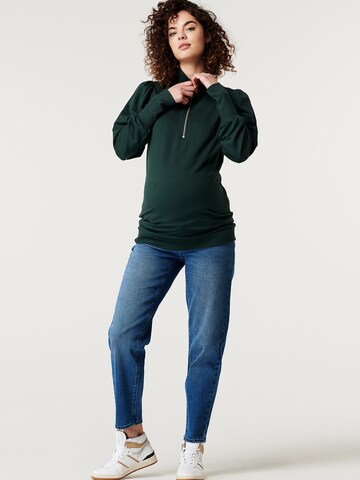 Supermom Sweater 'Bryn' in Green: front