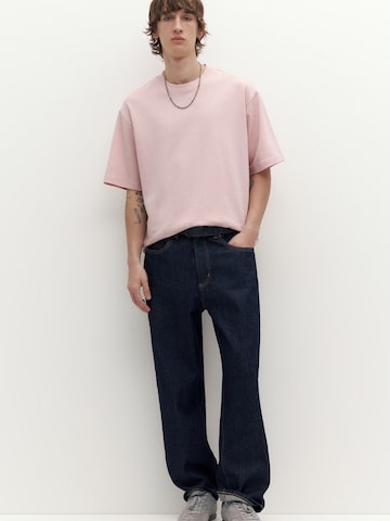 Pull&Bear T-Shirt in Pink