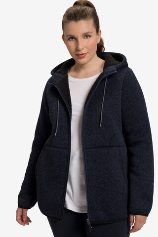 Ulla Popken Fleece jas in Blauw: voorkant