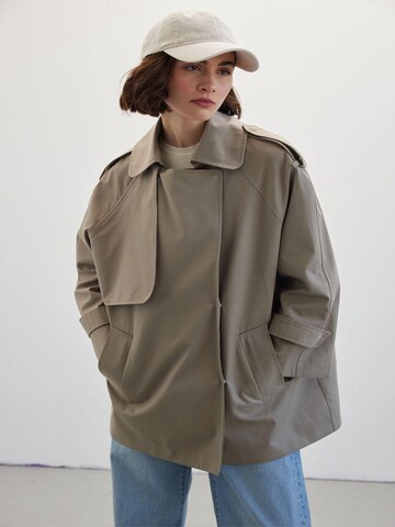 MANUKA Between-Seasons Coat in Brown