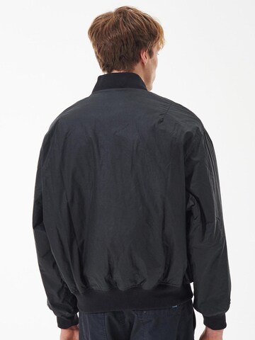 Barbour Prehodna jakna 'Flight' | črna barva