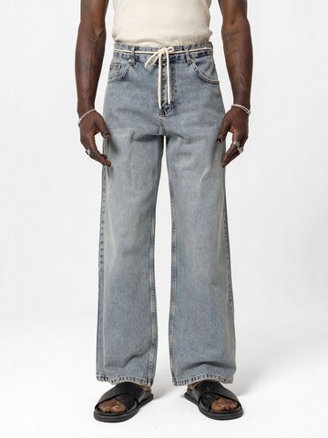 Wide leg Jeans 'CONROE' di VAMOS CLO in blu: frontale