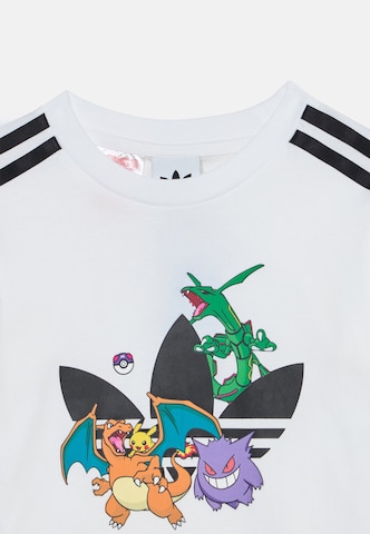 ADIDAS ORIGINALS Shirt in White: front