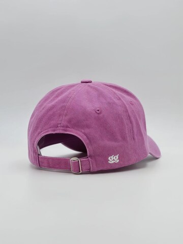 grippyglow Cap 'tiny bit dramatic' in Pink