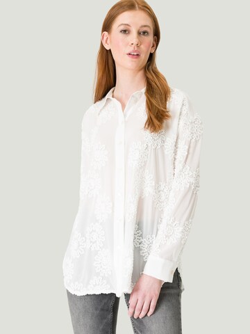 Camicia da donna di zero in bianco: frontale