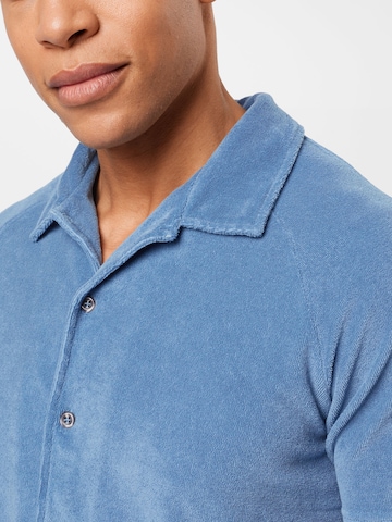 Oscar Jacobson - Regular Fit Camisa 'ALBIN' em azul