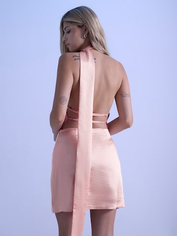 ABOUT YOU x irinassw Φόρεμα κοκτέιλ 'Kim' σε ροζ