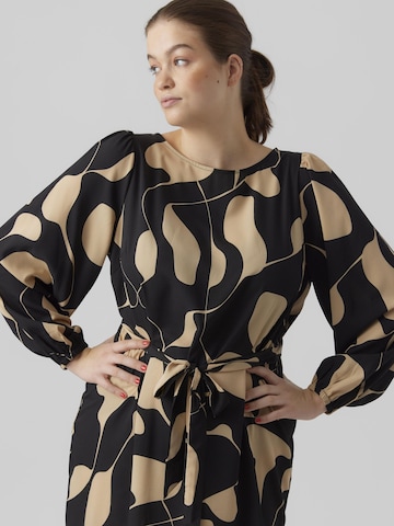 Vero Moda Curve Blousejurk 'LYDIA' in Zwart
