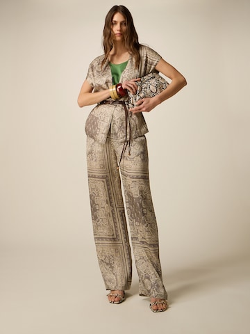oltre Baggy Trousers in Beige