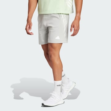 Regular Pantalon de sport 'Future Icons' ADIDAS SPORTSWEAR en gris : devant