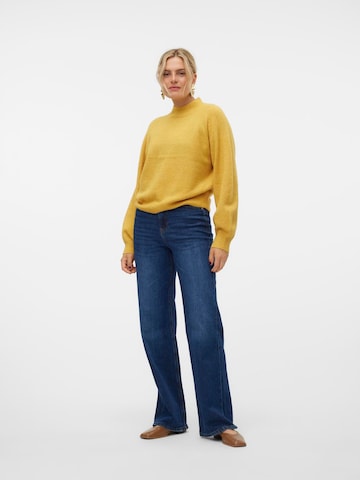 Pulover 'VMLEAF' de la VERO MODA pe galben