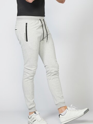 KOROSHI Tapered Hose in Grau