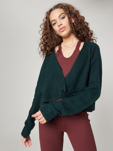 ABOUT YOU x Sofia Tsakiridou Sweater 'Ercin' in Green: front