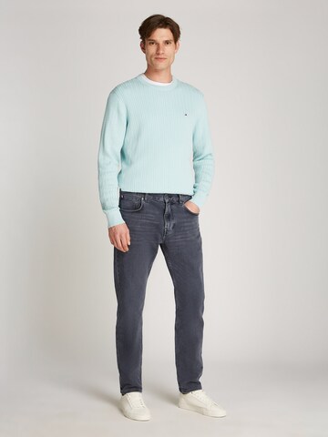 TOMMY HILFIGER Tapered Jeans 'MERCER' in Grau