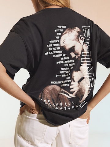 Bershka Тениска в черно