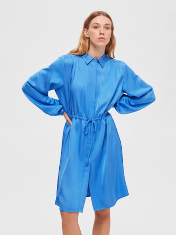 SELECTED FEMME Skjortklänning 'Thea' i blå