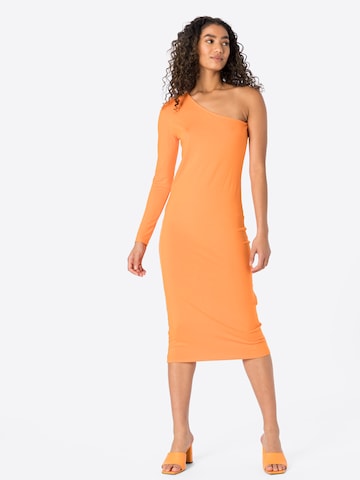 NU-IN Dress in Orange: front