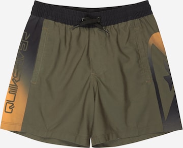 QUIKSILVER Board Shorts 'Everyday Holmes Volley 16' in Green: front