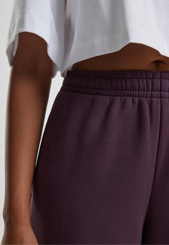 Urban Classics - Tapered Pantalón en lila