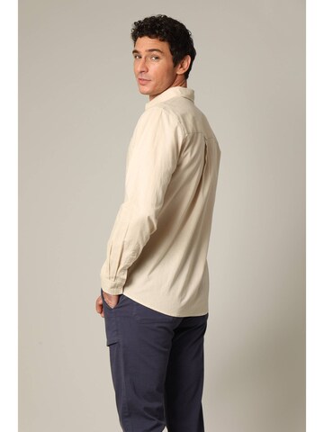 Coupe regular Chemise 'Sole' Deeluxe en beige