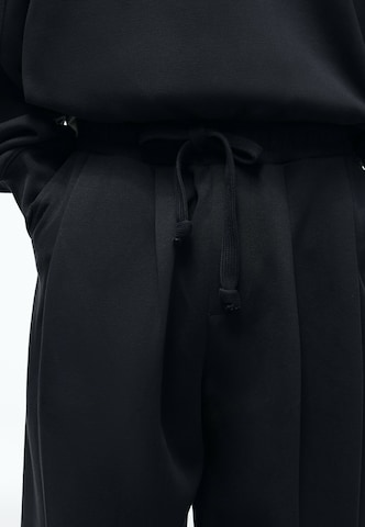 Wide Leg Pantalon à pince Bershka en bleu