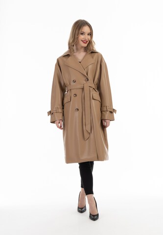 faina Between-seasons coat in Beige