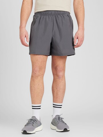 ADIDAS PERFORMANCE Regular Sportshorts 'Train Essentials ' in Grau: predná strana