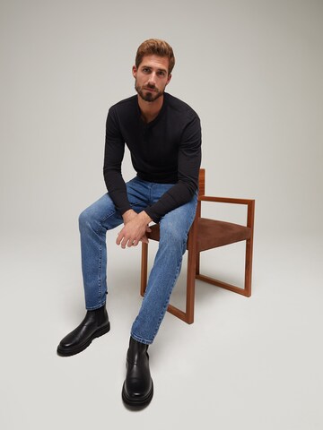 ABOUT YOU x Kevin Trapp Shirt 'Leon' in Black