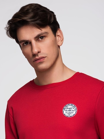 Ombre Sports sweatshirt in Red