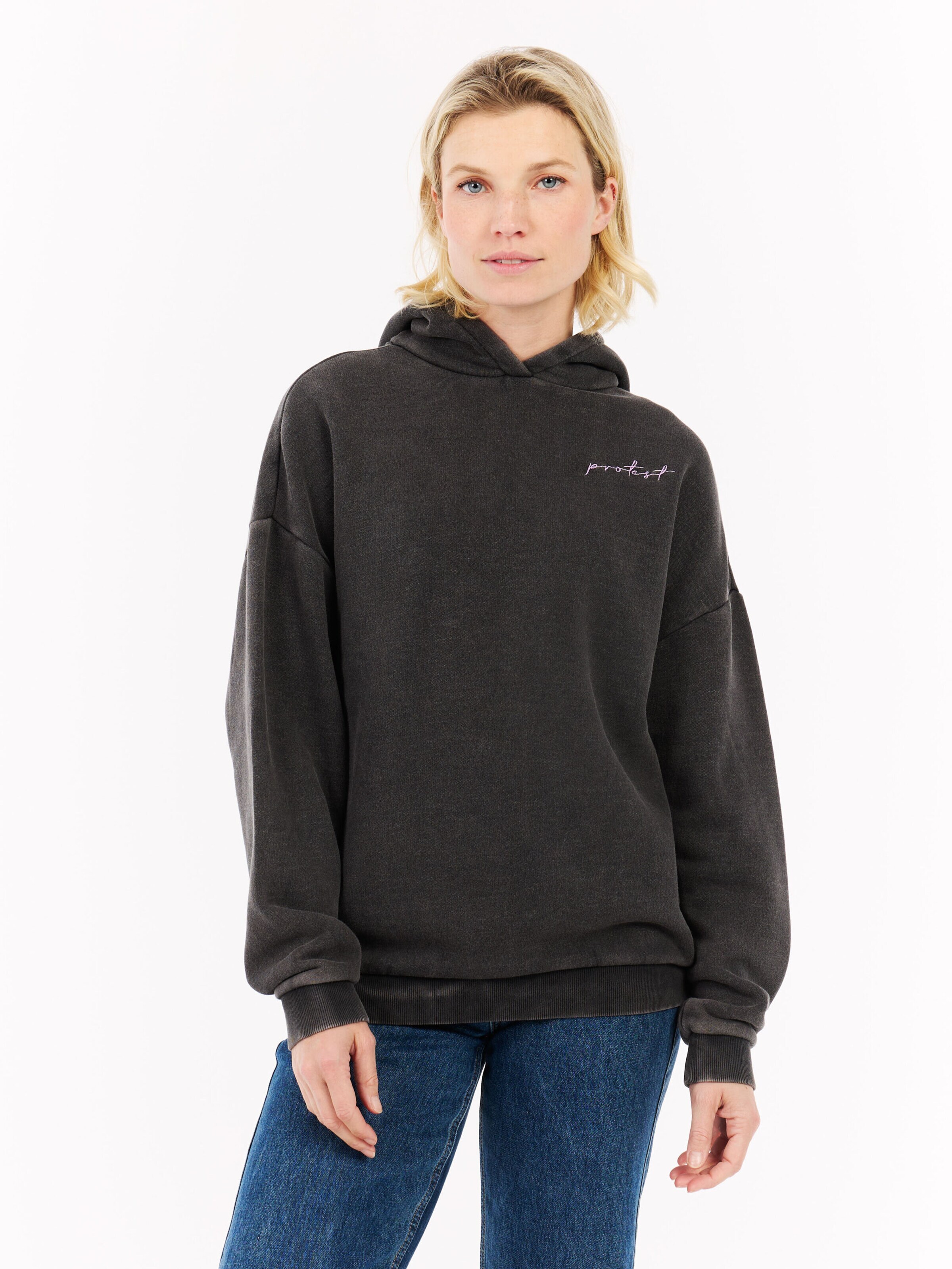 PROTEST Sweater 'PRTDAFNY' in Black: front