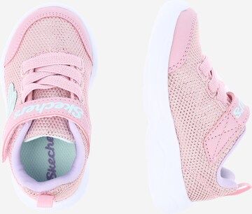 SKECHERS Sneakers in Roze