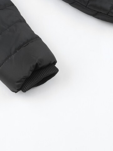 Youthup Winter Jacket in Black