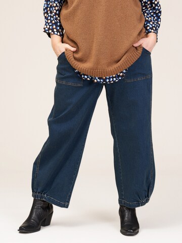 GOZZIP Wide leg Jeans 'Clara Baggy' in Blue: front