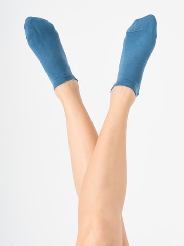 Albero Natur Füßlinge 'Bio-Baumwoll-Sneakersocken Unisex - 2er Pack'‌‌‌ in Blau