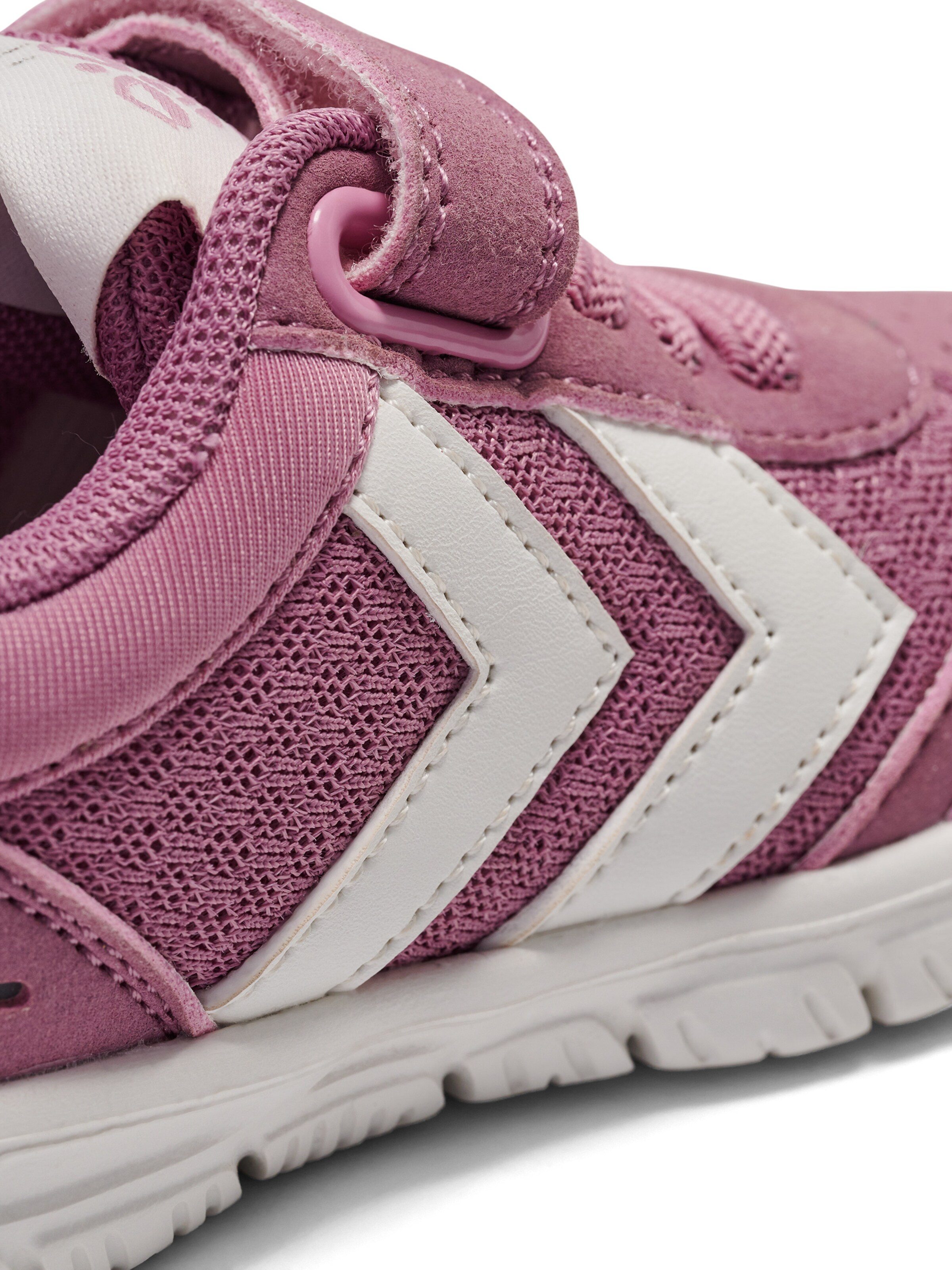 Hummel Sneakers in Purple