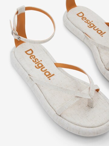 Desigual Japonki w kolorze biały