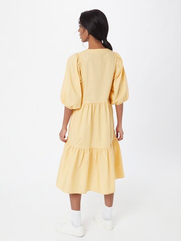 Robe 'Hasita' Part Two en jaune