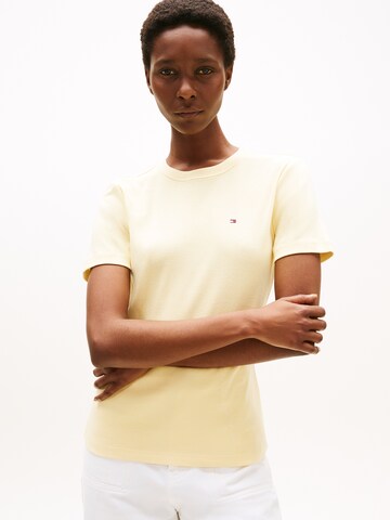 TOMMY HILFIGER Футболка в Желтый: спереди
