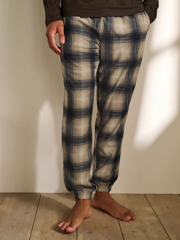 Next Pyjama in Braun