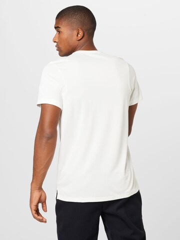 NIKE - Camisa funcionais 'Sport Clash' em branco