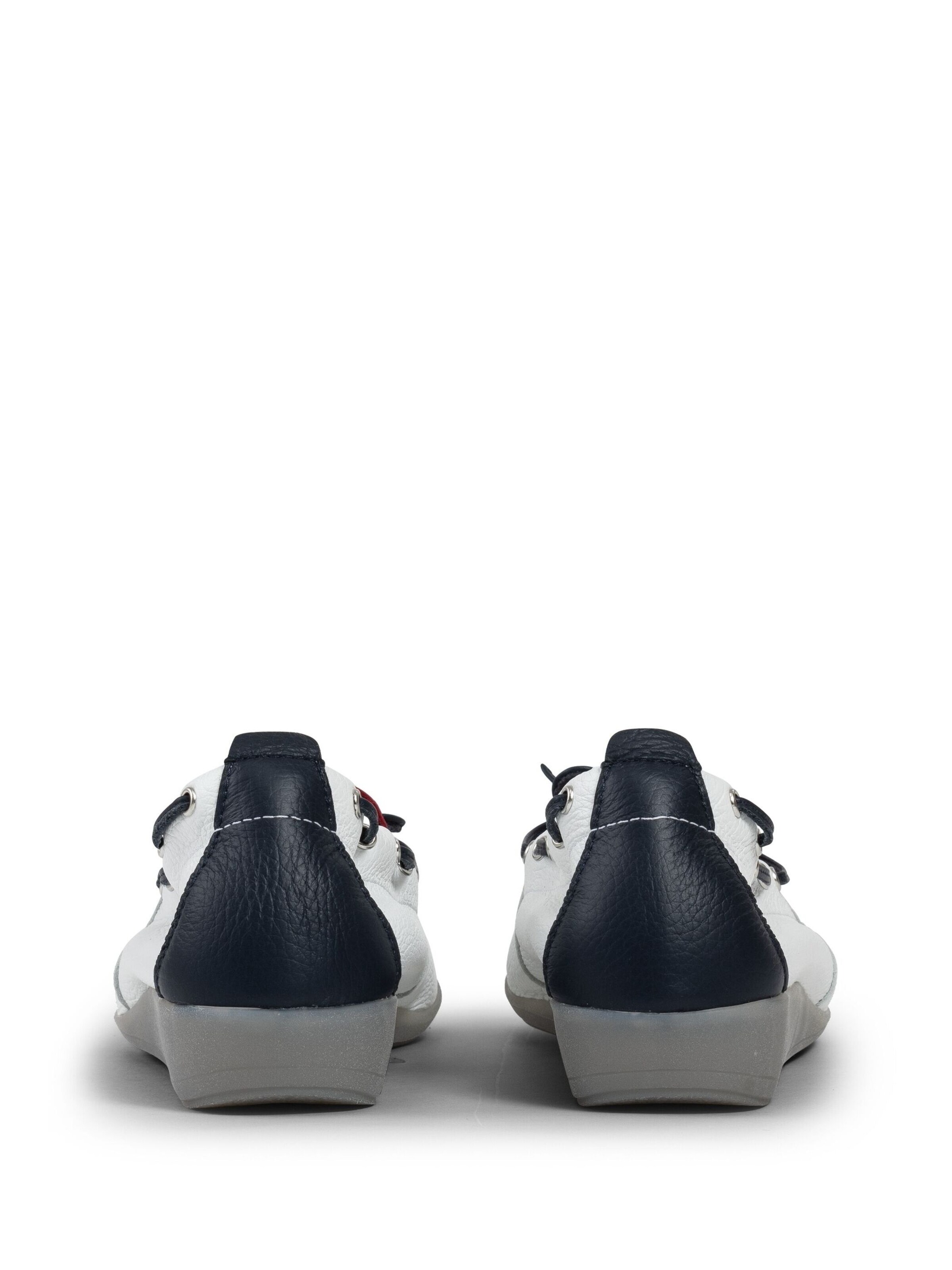 VITAFORM Mokassin in Weiß