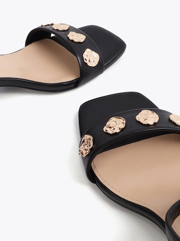 Sandales à lanières Lola Casademunt en noir