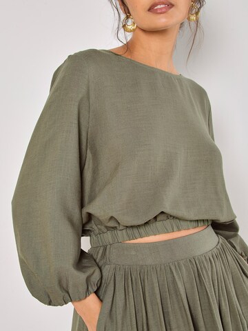 Apricot Blouse ' ' in Green