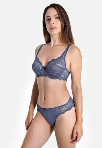 sassa Panty in Blue: front